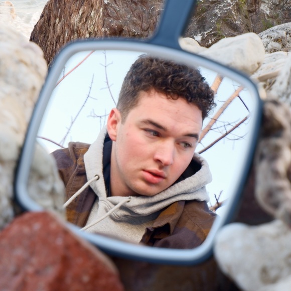 Meet your Posher, Connor - Picture 1 of 1